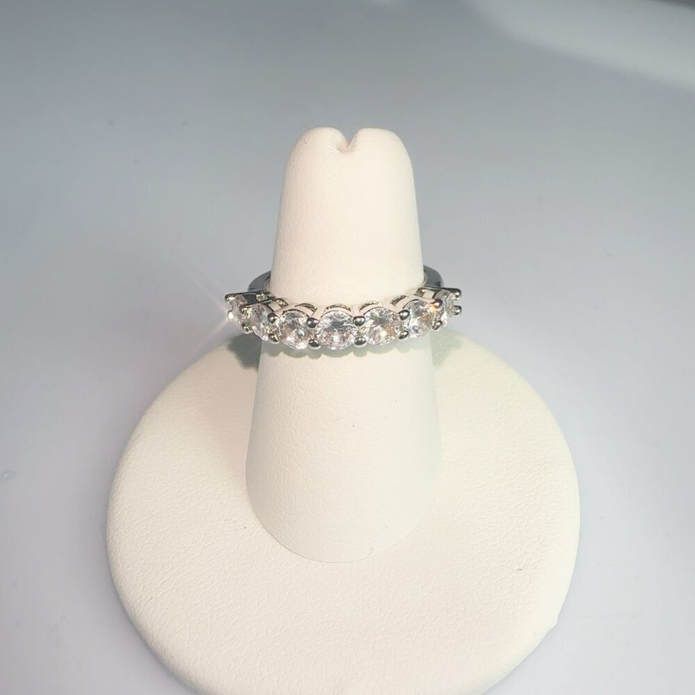 Cubic Zirconia Silver Tone Band Ring Size 7 - Picture 11 of 14